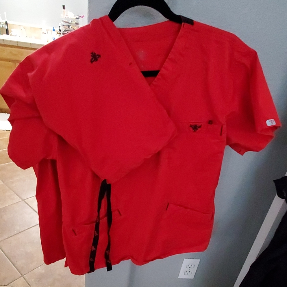 Med couture scrub set